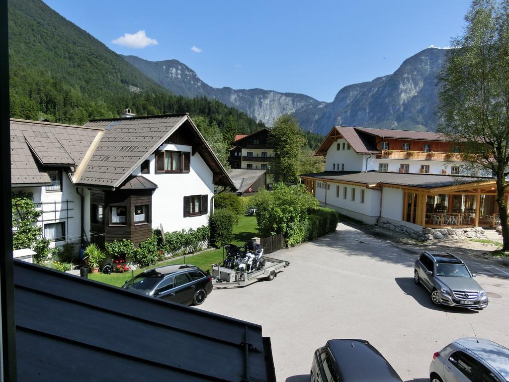 Hotel Haus Am See Obertraun Exterior foto